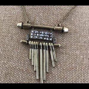 PLUNDER RETIRED NECKLACE